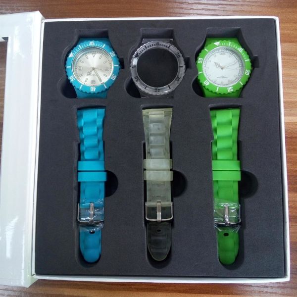 Lightweight Plastic Quartz Watch Various Pantone Color Available For Exchangeable