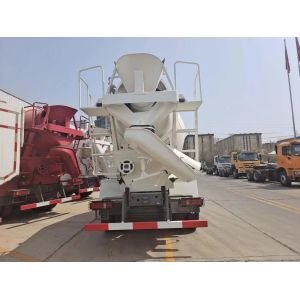 SINOTRUK HOWO Concrete Mixer Truck 6×4 RHD ZZ1257V324JB1R
