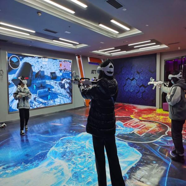 VR Arena Multiplayer VR Shooting Game with 5-10 Player Capacity 1-Year Warranty and Immersive 9D Experience