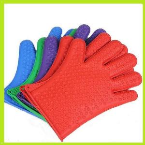 China colorful silicone finger glove oven mitts heat resistance glove with small hearts on sale