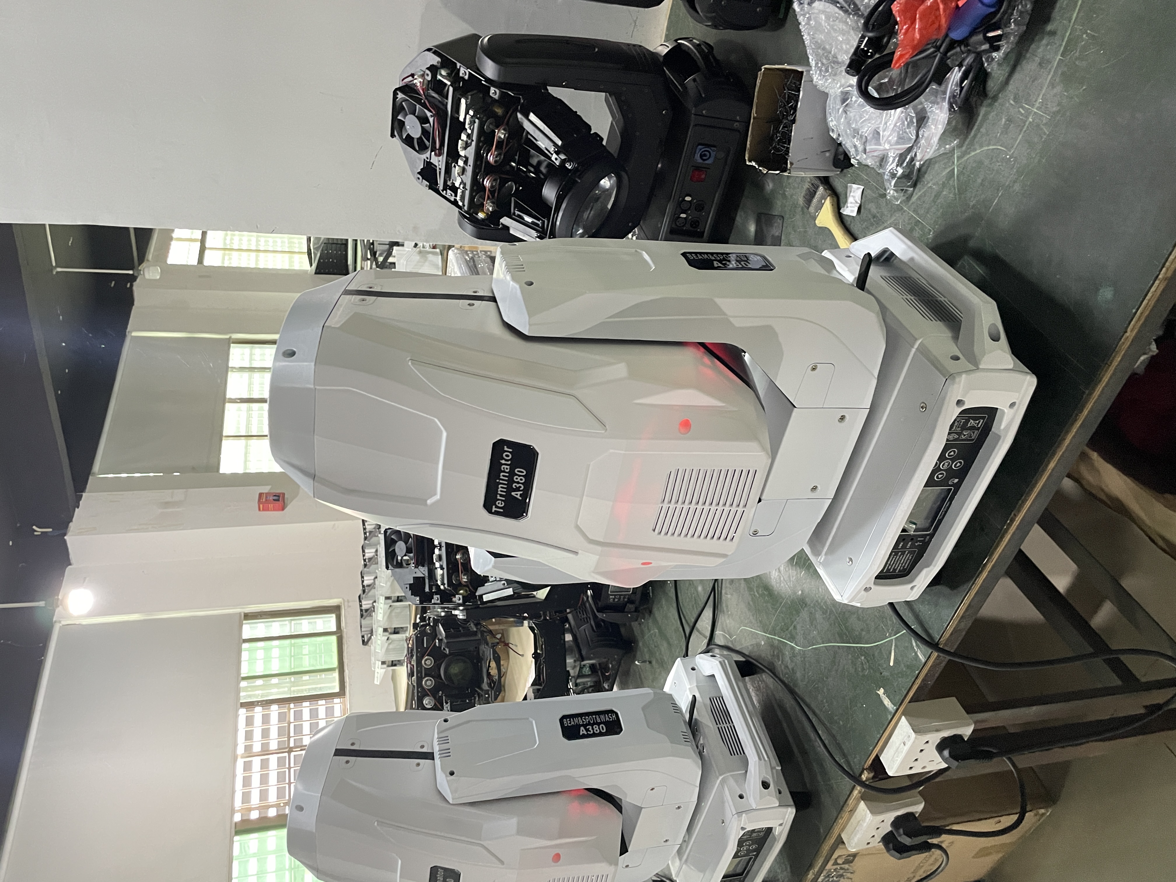 Dreamy White 380W RGB 3in1 Moving Head Beam for Disco Lighting Church Bar Hall Palace