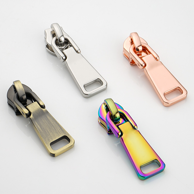 Customized Shape Purse Metal Tag and Zipper Puller for Bag Accessories