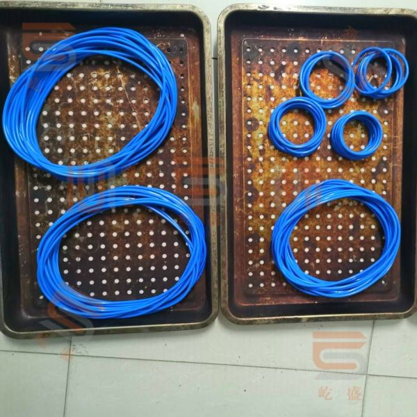 Colorful Low Compression Set 80 Shore A FVMQ Rubber Compound