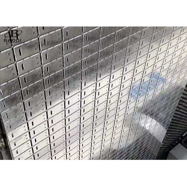Customize Variety Hole Pattern Aluminium Perforated Mesh 25mm Hole
