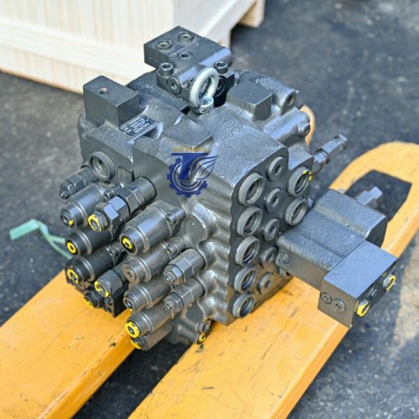 UX22-135 VOE14550306 Hydraulic Control Valve EC135B EC140 EC140B EC140D