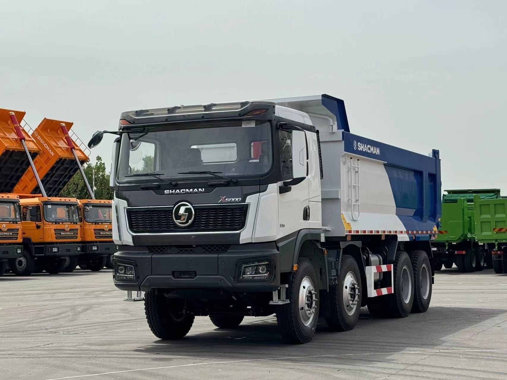 Improved Steering Capacity With Shacman Dump X5000 Truck For Heavy-Duty Transportation