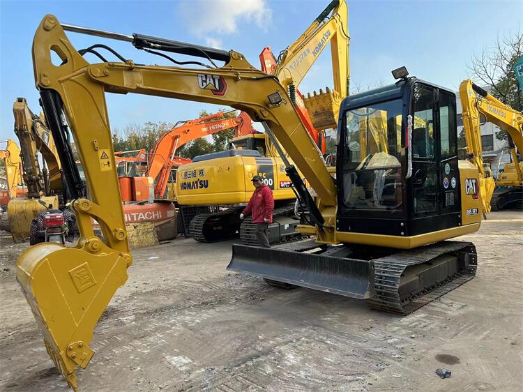 CAT 303.5 E 305.5E2 Used 5.5 Ton Hydraulic Crawler Mini Excavator 650 Working Hours