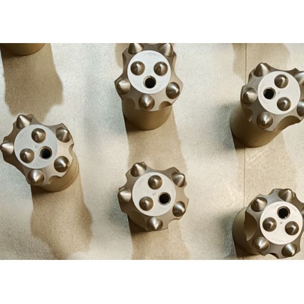 Mitsubishi Style 7 Buttons 38mm Tapered Button Bit For Dimensional Stone