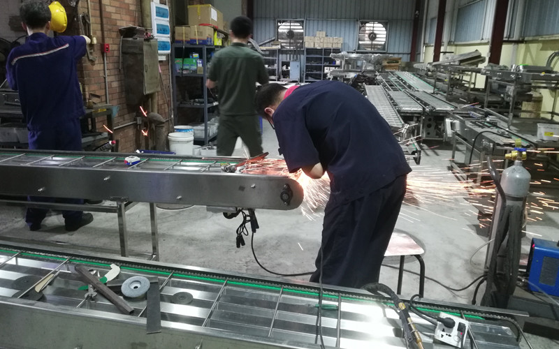 Industrial Sugar Cone Production Line / Egg Rolled Cone Making Machine
