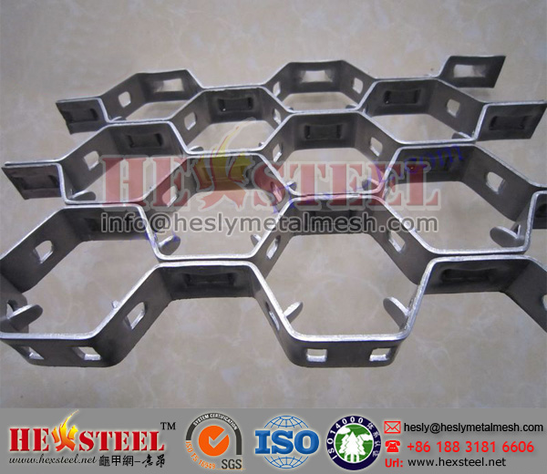 Flex metal with lances