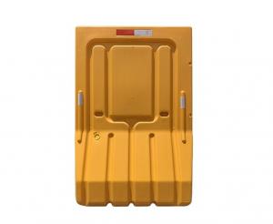 China PE Plastic Water Barrier For Roadway Safety And Traffic Management Equipment on sale