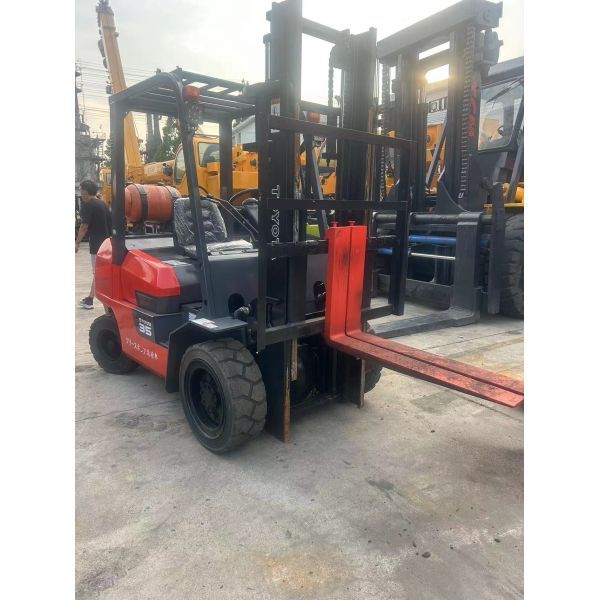 TOYOTA 35 Forklift LPG Dual Use Gas LPG Toyota 3.5 Tons Lifting Machine