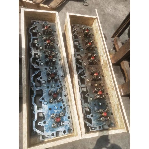 PR-750B PAVEMENT PROFILER Diesel Engine Cylinder Head CA7W2243