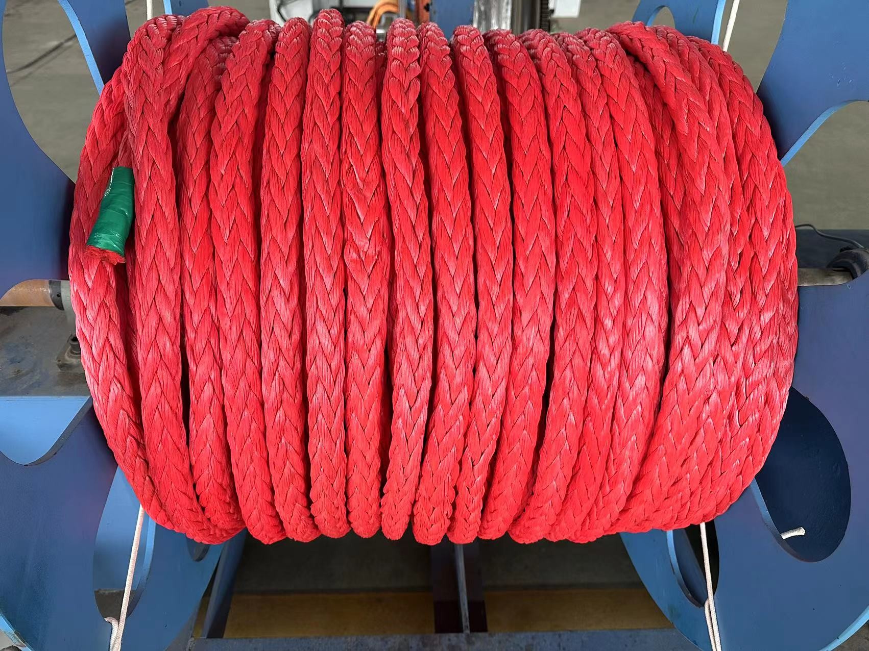 High Strength 12-Strand UV Resistant UHMWPE Braided Rope for Marine and Industrial Use