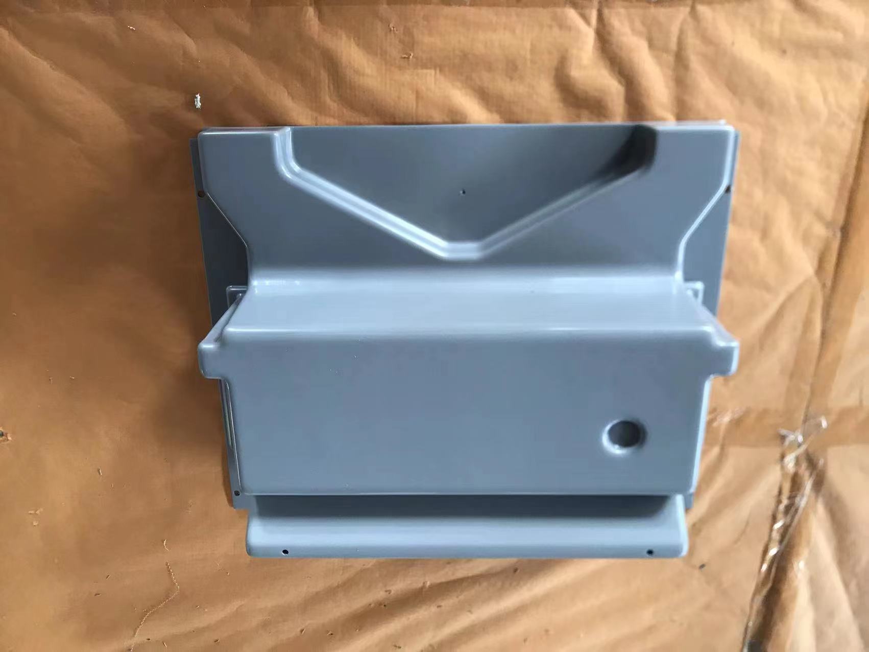 Large Vacuum Formed Water Tank made of Polycarbonate Material with Customized Logo Acceptable