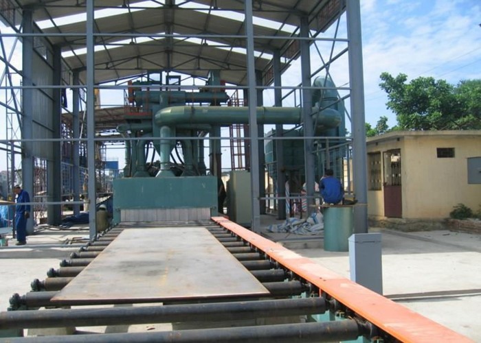 Quality Angle Iron Shot Peening Machine , Derusting Automatic Shot Blasting Machine wholesale