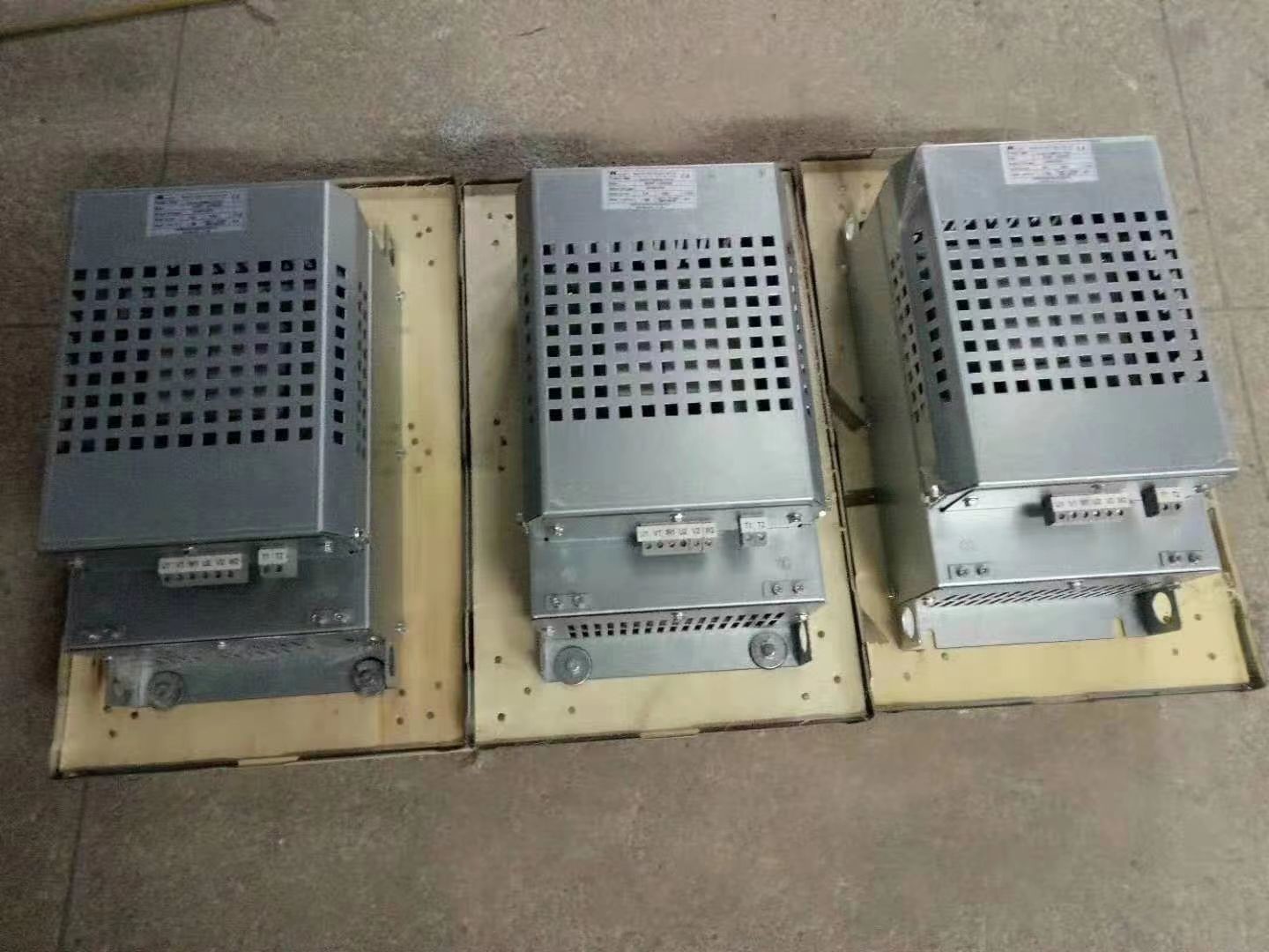 Inomax high Capacity Passive Shunt Filter 1200HP Control THDI <5% THDI<10%