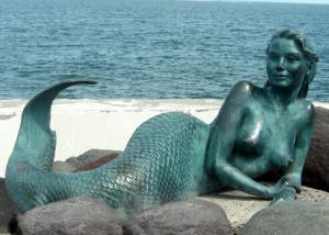 China Decoration Mermaid Outdoor Bronze Garden Sculpture 200cm Length OEM Available on sale