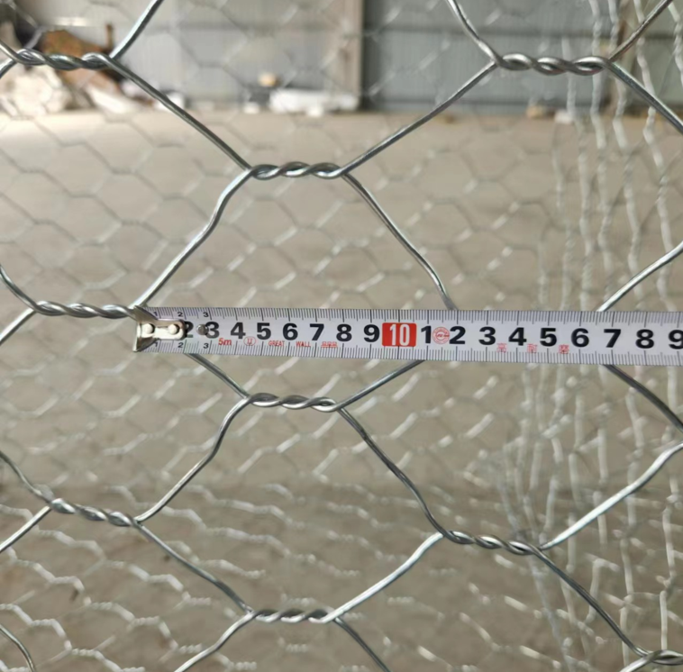 Gabion Stone Basket Wall Galvanize Short Twisted Wire Mesh Box Wall Wire Woven Gabion Mattress for River Bank Protection
