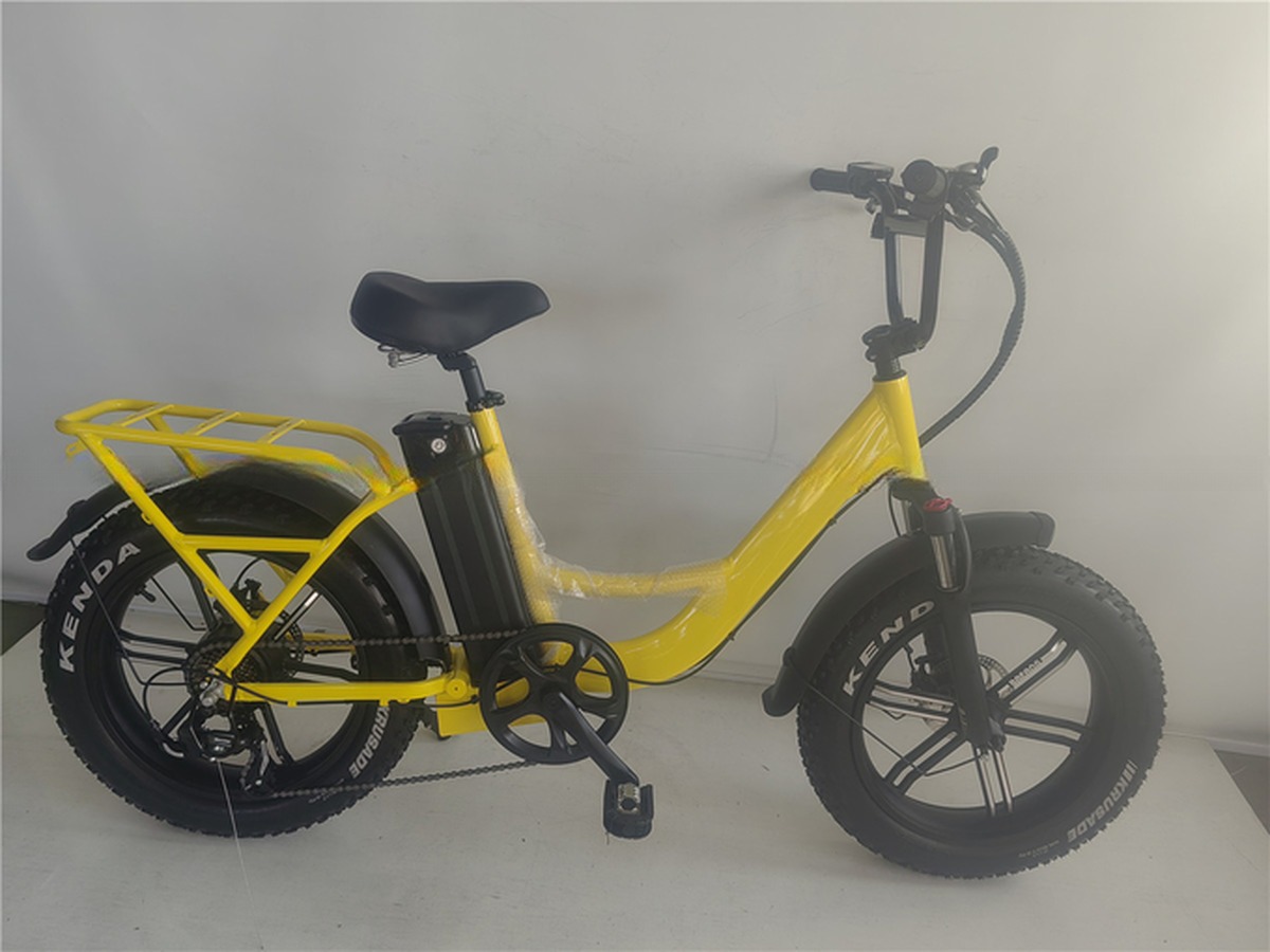 750W 48V E Bicycle 20 Inch Yellow Fat Tire Electric Bike for 31-60 km Range per Power