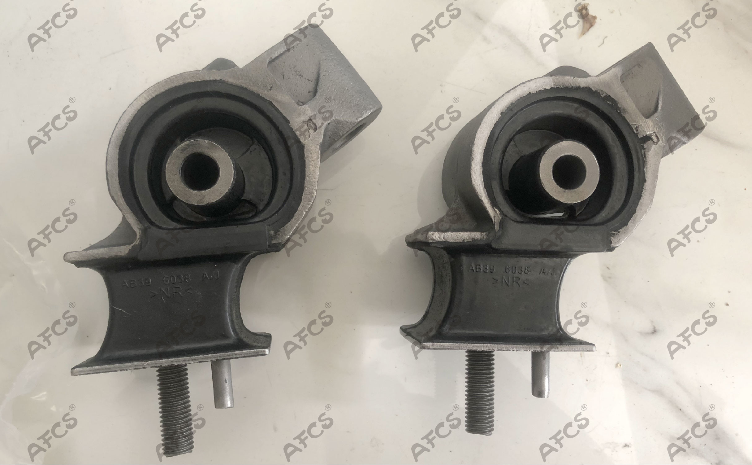 UF9S-39-040A AB396038AJ Car Engine Mounting For FORD RANGER TKE 2.2 2014-