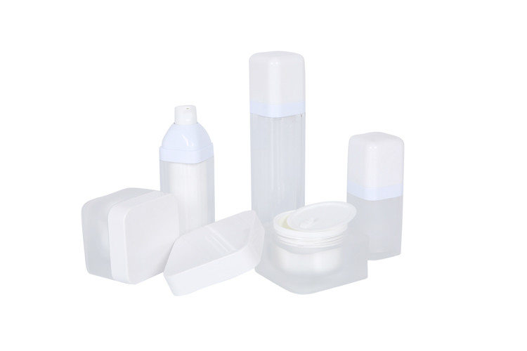 Acrylic Square 15/30/50ml Face Moisturizer Bottle Matte White lotion toner Family Skin Suit