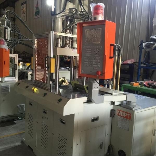 injection molding machine 120T for diamond wire saw