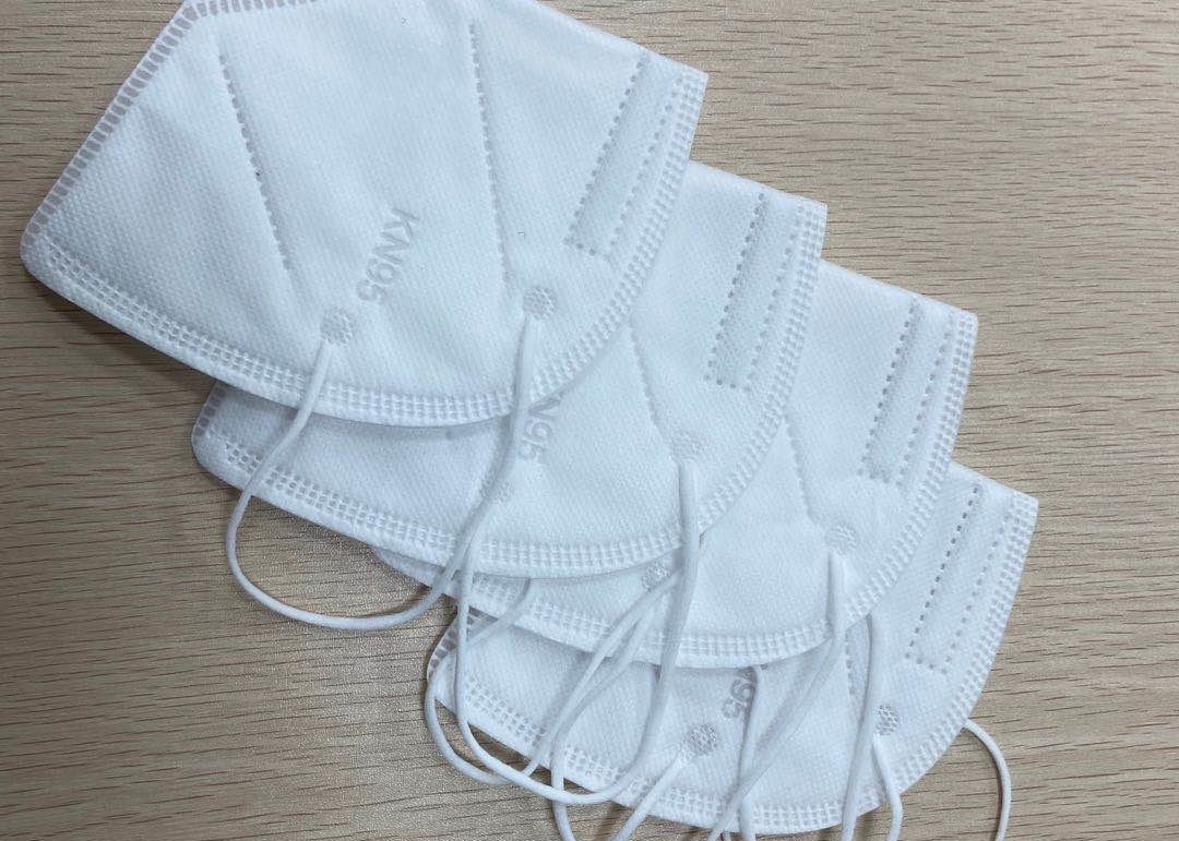 Breathable KN95 Disposable Non Woven Face Mask , Hygiene Face Mask 3D Cup Shape