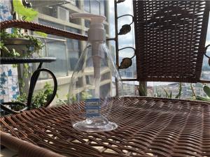 Quality Screw Cap Hand Sanitizer PET OEM 120ml Plastic Container Bottles wholesale
