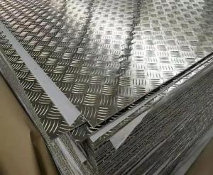 China ISO9001 Patterned Aluminium Sheet Aluminium Checkered Plate 3003 5052 on sale