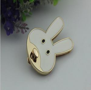 China Customized drip glue craft cute rabbit decoration light gold metal purse lock on sale