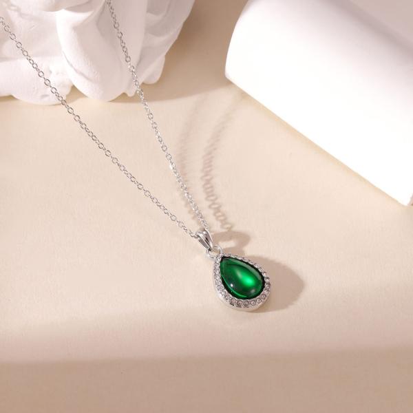 Stainless Steel Jewelry Necklace with Green Teardrop Stone Pendant in Silver and Gold