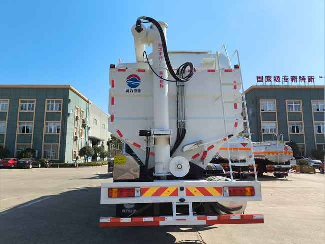 8x4 Dongfeng Factory Direct Price 30cbm Bulk Feed Truck Grain Delivery Truck New Silos Chicken Feed Transport Truck