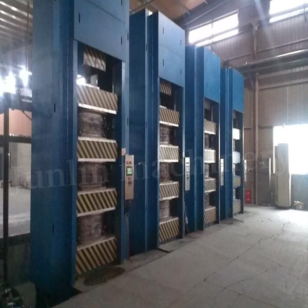 YLL-3/10000 Solid Tire Vulcanizing Equipment For Industrial Tire Manufacturing