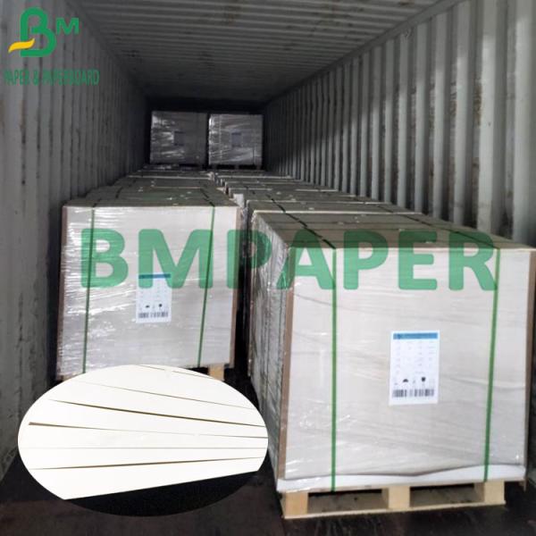700 × 1000mm Excellent Stiffness Folding Box Board White Cardboard For Packing