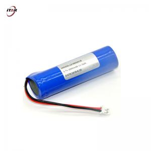 China RoHS Certified Li Ion Rechargeable Batteries 18650 3.7V 3300mAh for Spotlights on sale