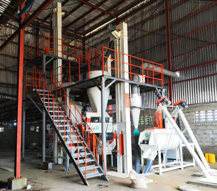 Poultry Animal Feed Pellet Processing Line Machine 380V Automatic