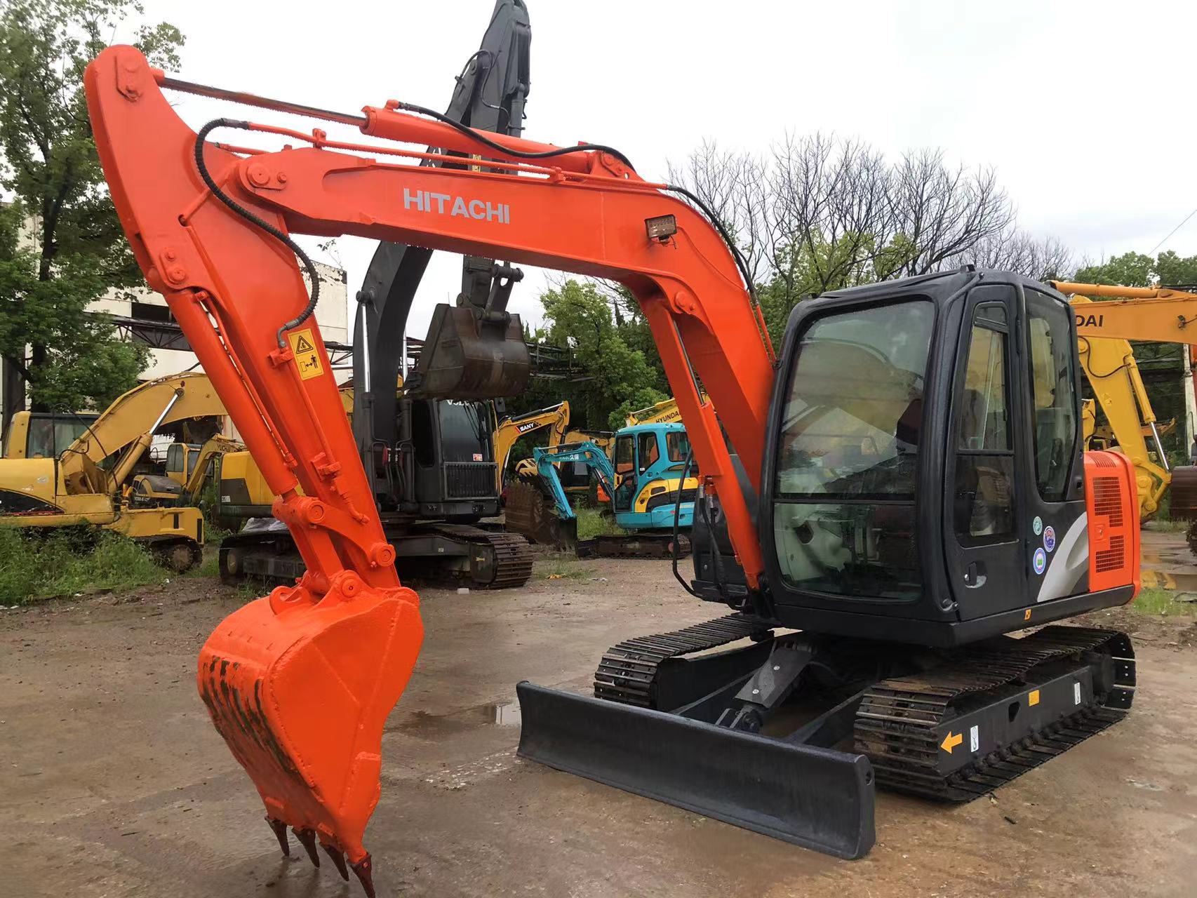 Used Hitachi zx60 6 ton Mini Excavator with Original Hydraulic Valve in Good Condition