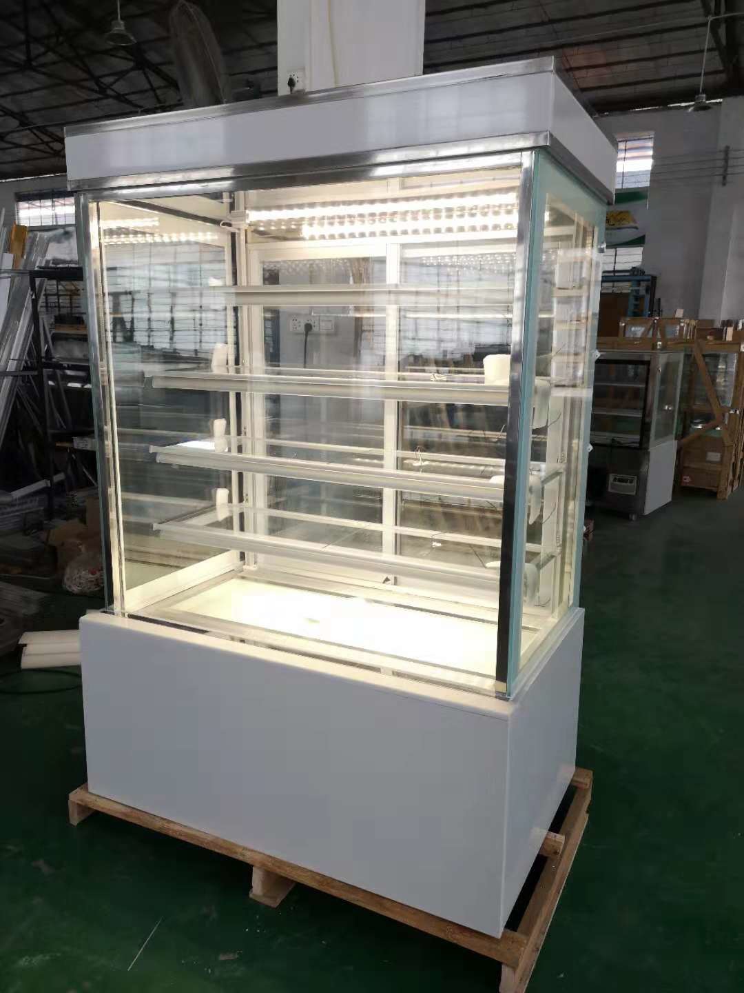 Air Cooling Bakery Display Freezer Upright Cake Chiller For Supermarket