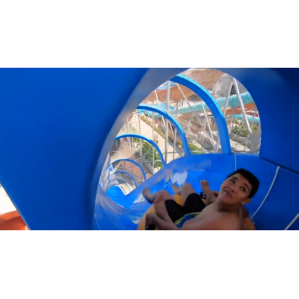 Large Scale Thrill Water Rides Commercial Aqua Fun Slide Water Park Custom Design installation 12 year warranty