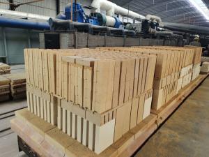 China Customizable Acid Resistant Refractory Brick Stove Fire Bricks on sale