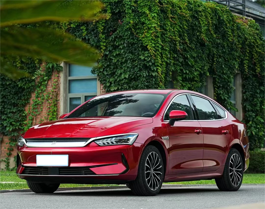 Electric Fuel BYD Qin Plus Dm-i 120km Hybrid Sedan with Maximum Power of 100-150Ps