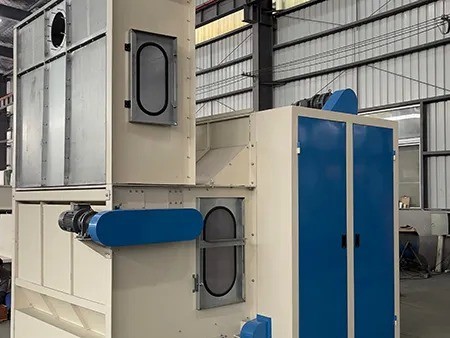 200kg/H - 600kg/H Carding Machine 2350mm Vibrating Hopper Feeder