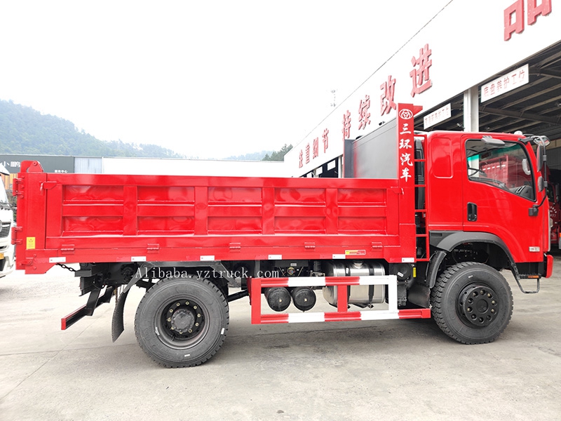 Customized 4x4 Drive Desert Off-Road Engineering Dump Truck with Normal Cruise Control