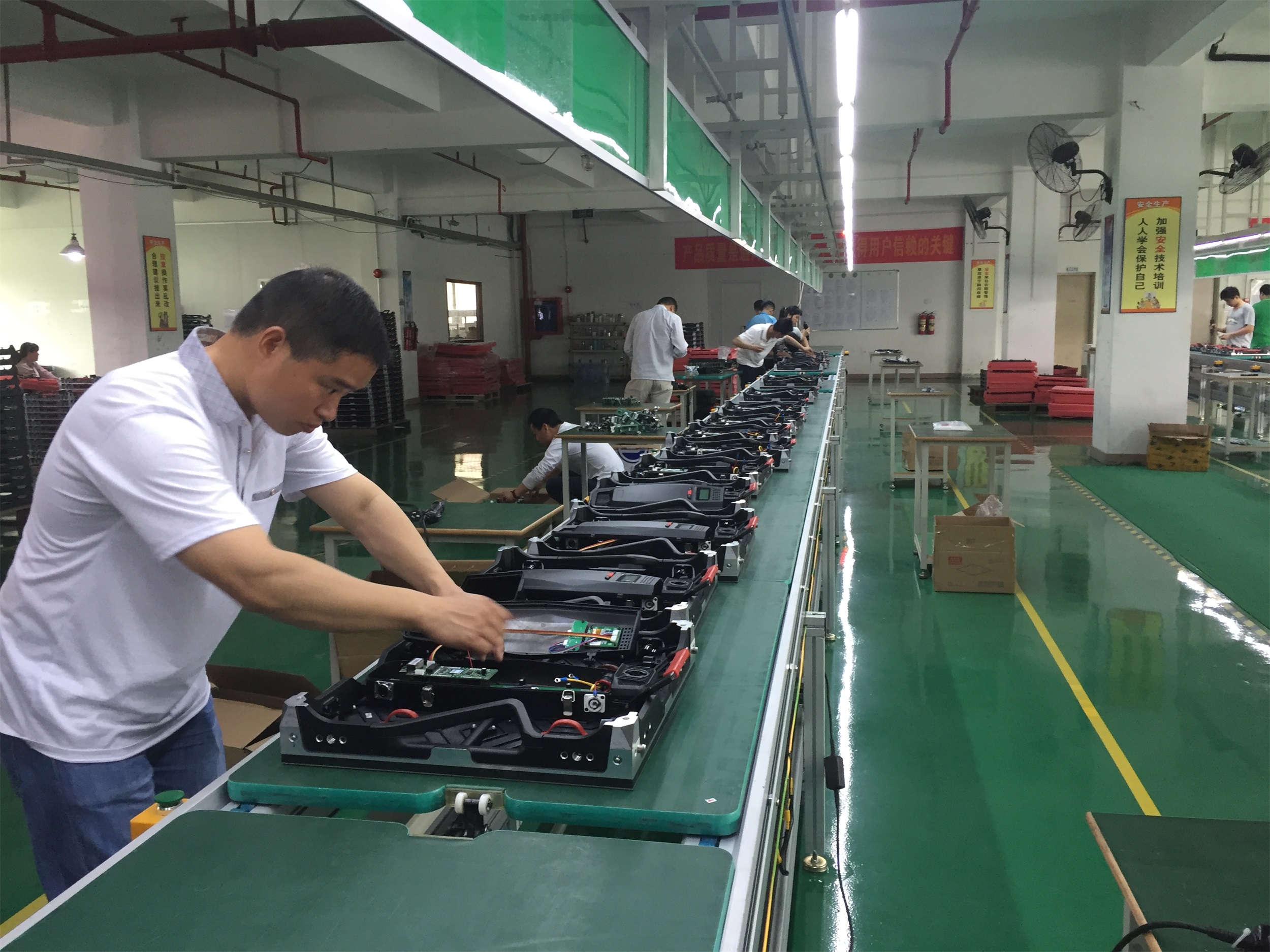 Digital Electronic Mobile Led Advertising Truck P6 P8 P10 1024x768mm Big