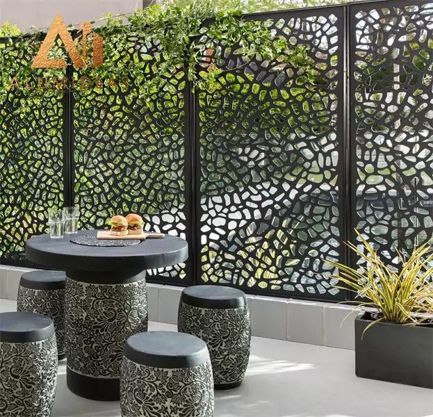 Fence decorative panels