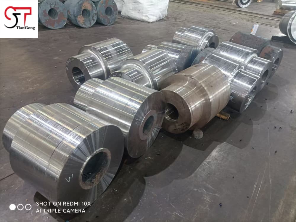 Quality Large Size Industrial Cylinder Alloy Steel Forged Heat Treated Machined To Drawing wholesale