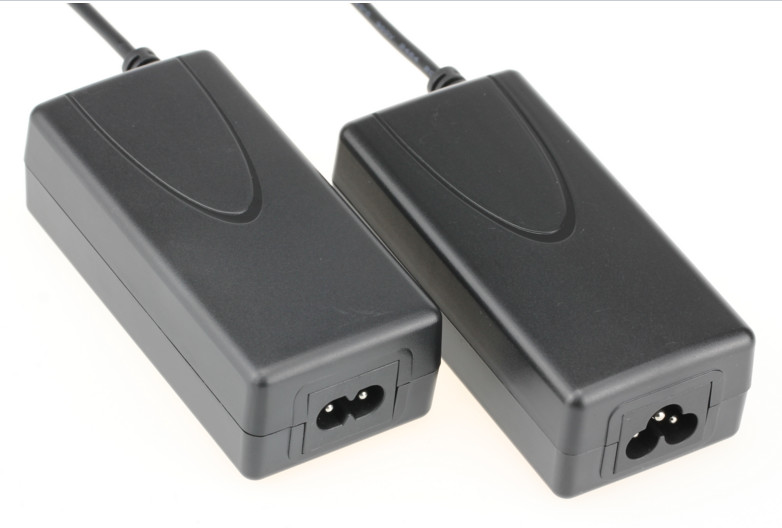 Desk - Top Switching Power Supply 12V 1.5A 18W / 12V 2A 24W Universal