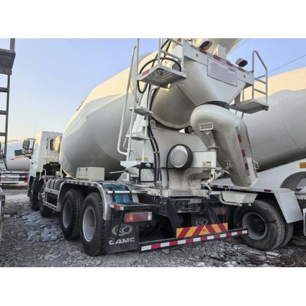 12 Cubic Meter Concrete Mixer Truck Cement Mixer Construction Machines