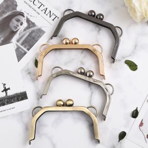 Quality 134g Round Closure Brass Purse Clutch Frames With Screw Holes wholesale